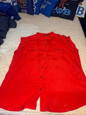 a.n.a Red Sleeveless Button-Front Blouse